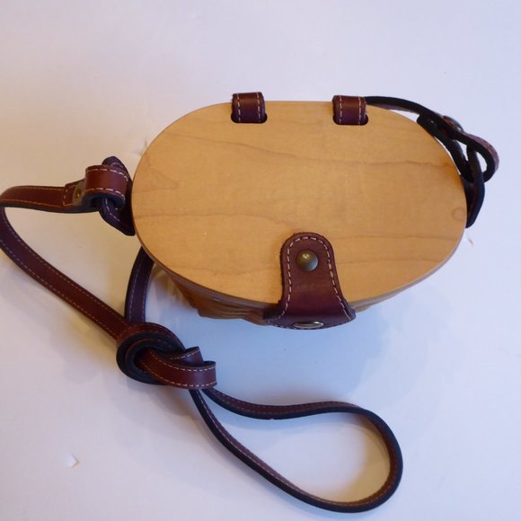 Longaberger Homecoming Bee Station 2000 Kiddie Basket Purse Leather Strap Stamp - Picture 16 of 16